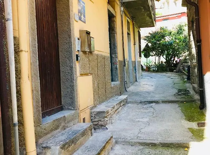 Willy's Nyaraló Manarola